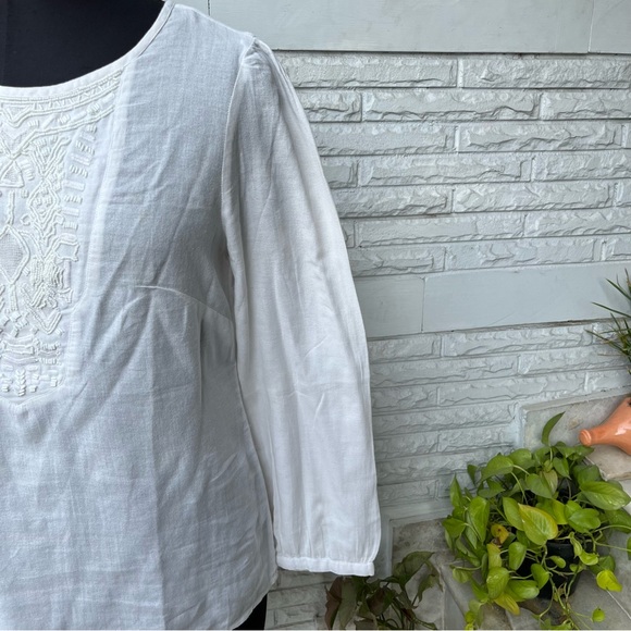 White Full Sleeves Embroidered Top - Picture 3 of 5
